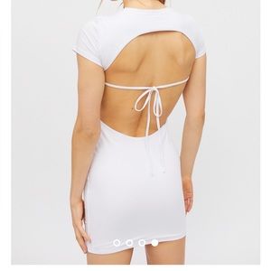 NWT SNDYS WHITE MINI DRESS SIZE L